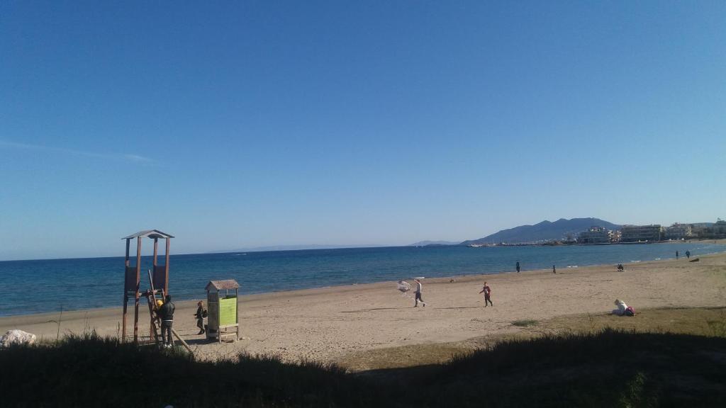 Crystal Home near Airport - 18