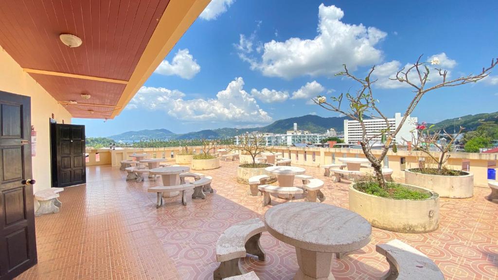 Nespecifikovaný výhled na hory nebo výhled na hory při pohledu z hotelu