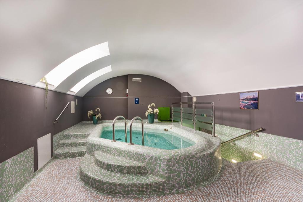 Hotel Museum Budapest - Resim 3