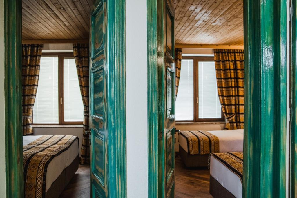 Postel nebo postele na pokoji v ubytování My Georgian village