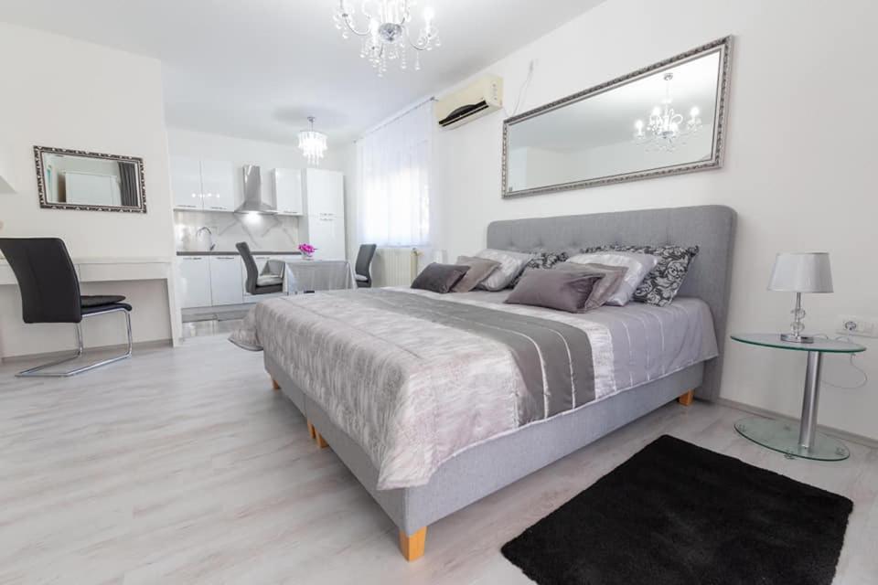 Beautyful sea view 6 luxury studio Danijela 1 - 18