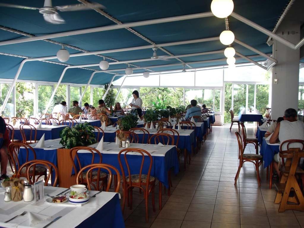 Restaurace v ubytování Hotel Adriatic