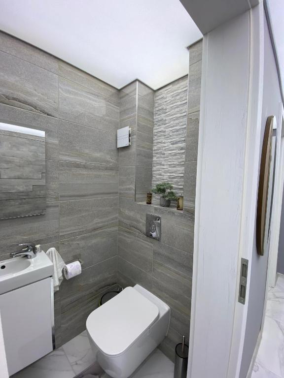 Kép Apart72 - Modern and Cosy szállásáról Várnában a galériában