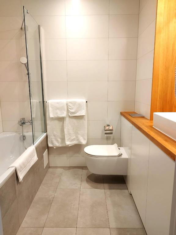 Koupelna v ubytování Magda Aparthotel Anchoria Mechelinki