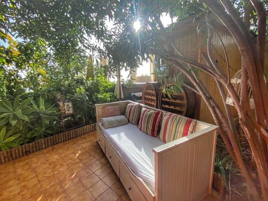 Zahrada ubytování Mordelliya Private Jacuzzi Suites