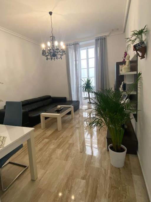 Posedenie v ubytovaní Casa Mina Cadiz