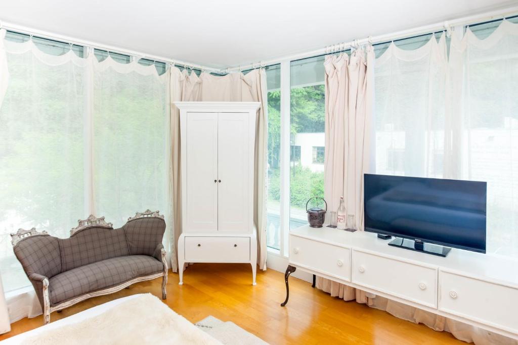 Argos Inn - Ithaca's Boutique Hotel - Premium Queen Room