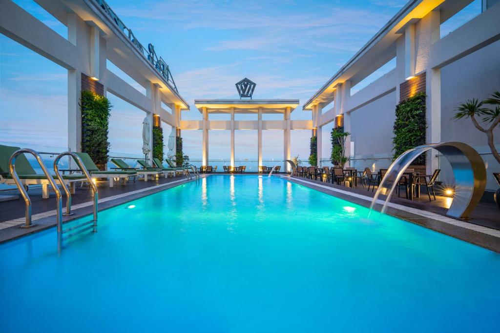 Bazén v ubytování Diamond Sea Hotel nebo v jeho okolí