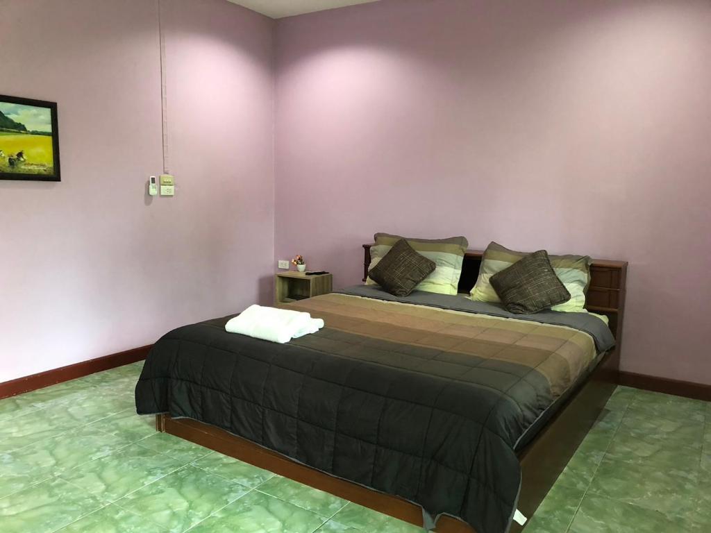 Green Happy Homestay - Standard Queen Room