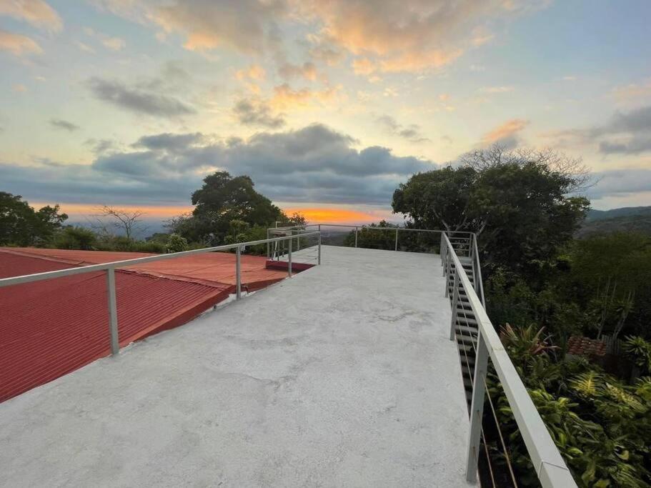 Casa-Mirador Sol & Luna