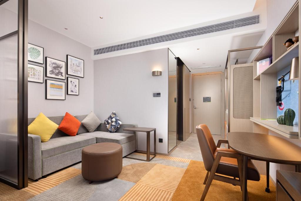 TV o dispositivi per l'intrattenimento presso Home2 Suites By Hilton Shenzhen Dalang