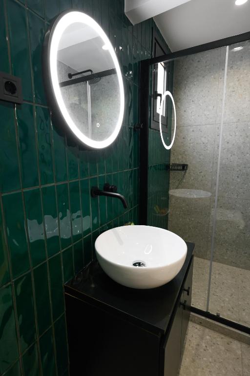 Kúpeľňa v ubytovaní Plane Tree Luxury Suites