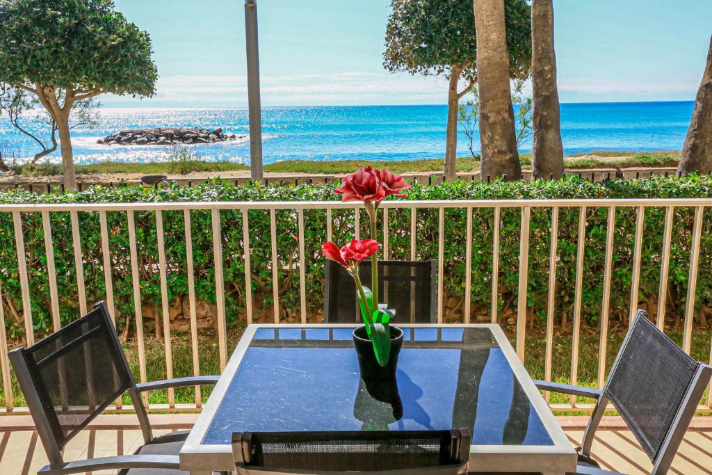 LITORAL COSTA DORADA - BLAU MAR Only families