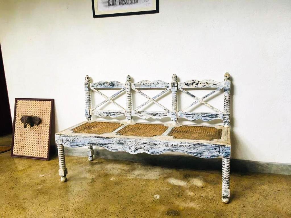 Postel nebo postele na pokoji v ubytování Eth Mansala