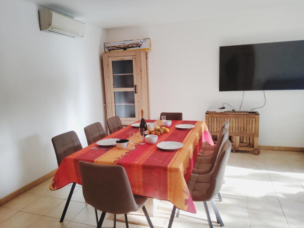 Fotografia z galérie ubytovania Maison 115m² proche de la plage v destinácii Fréjus