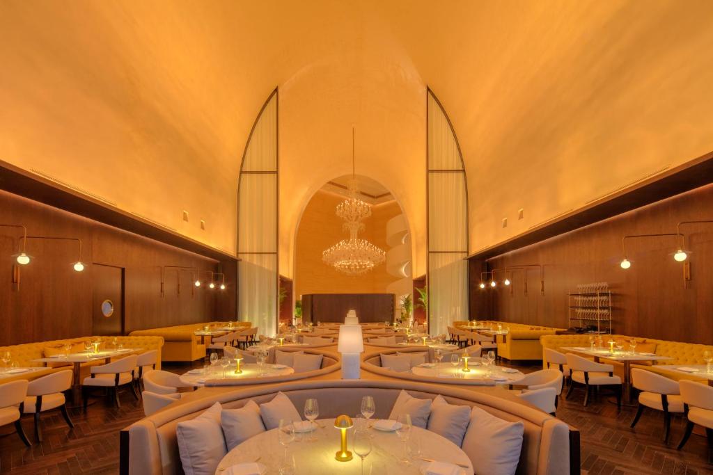Restaurace v ubytování The Dubai EDITION