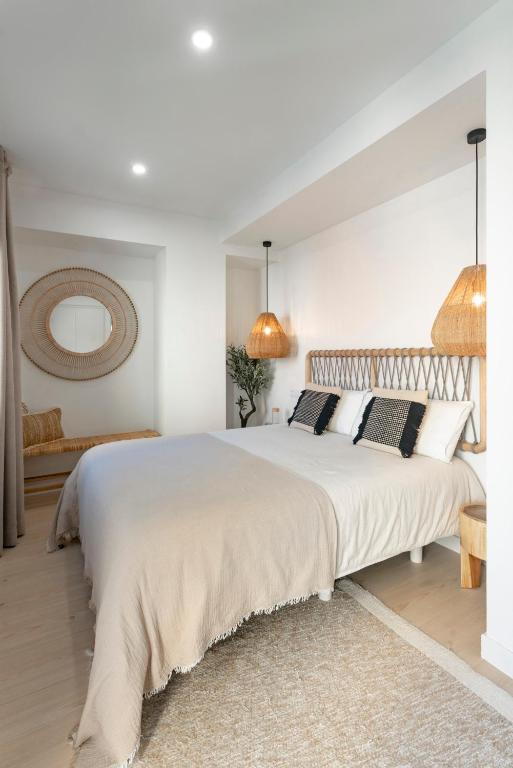 A bed or beds in a room at O mar de preciosa