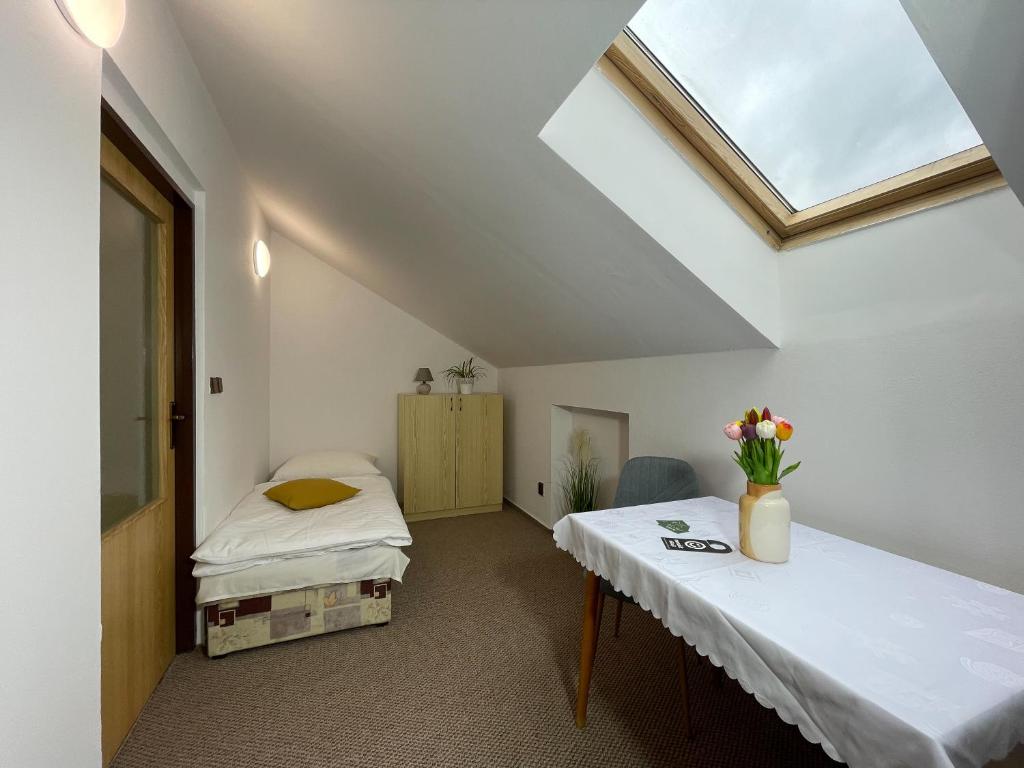 Postel nebo postele na pokoji v ubytování Hotel COLCHI
