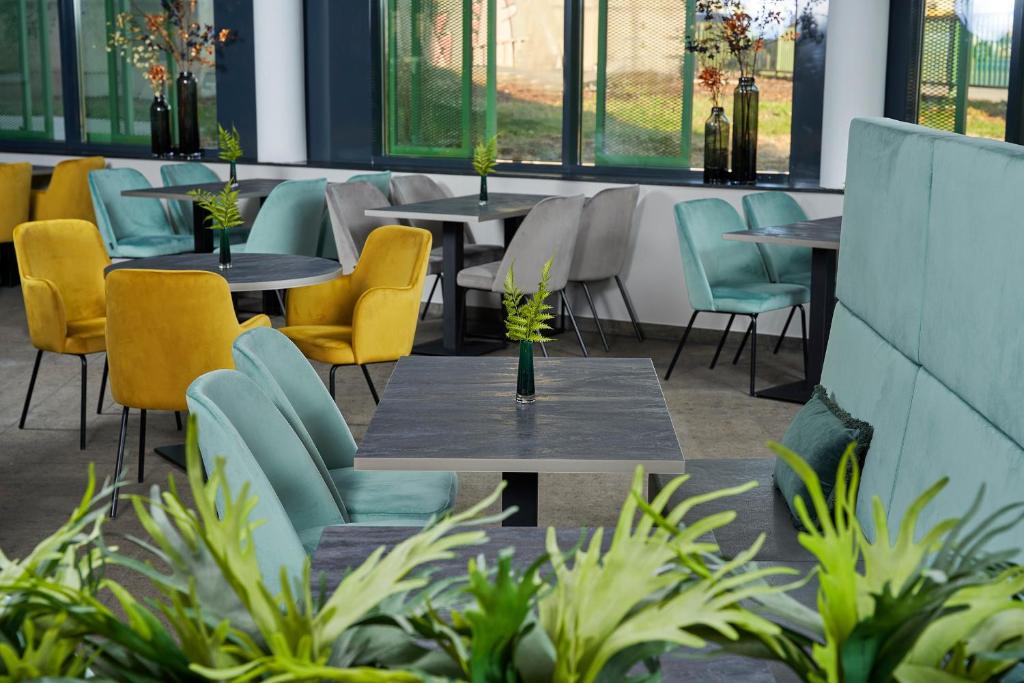 Część wypoczynkowa w obiekcie Leonardo Hotel Vienna City West