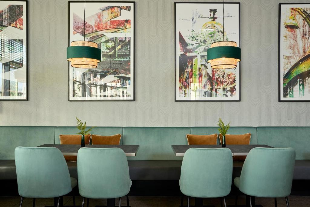 Część wypoczynkowa w obiekcie Leonardo Hotel Vienna City West