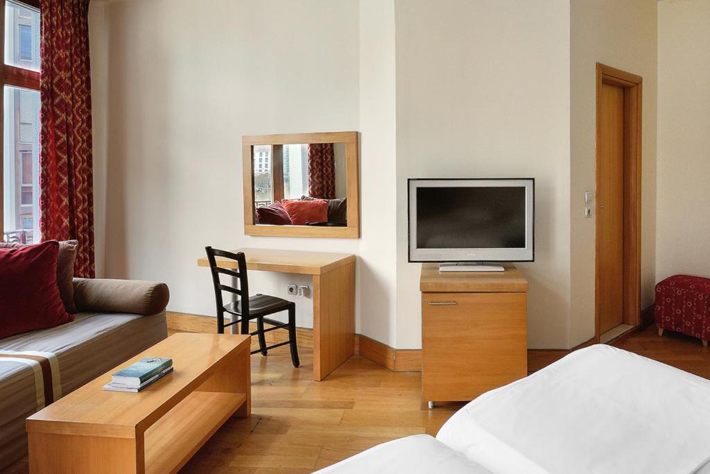 Le Palace Hotel - Resim 32