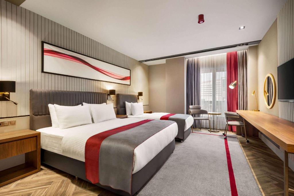 Ramada by Wyndham Erzurum - Habitación Superior Con Una Cama Queen Y Una Cama Individual, Accesible - No Fumadores