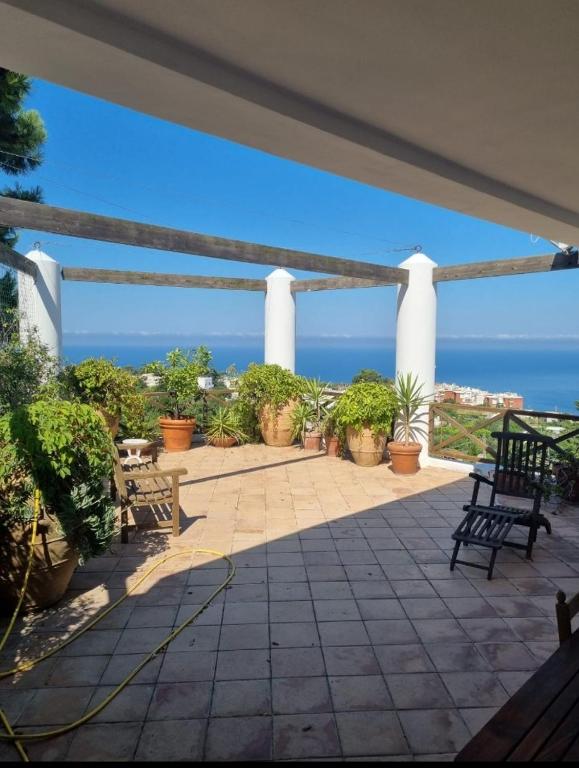 LA TERRAZZA GUEST HOUSE