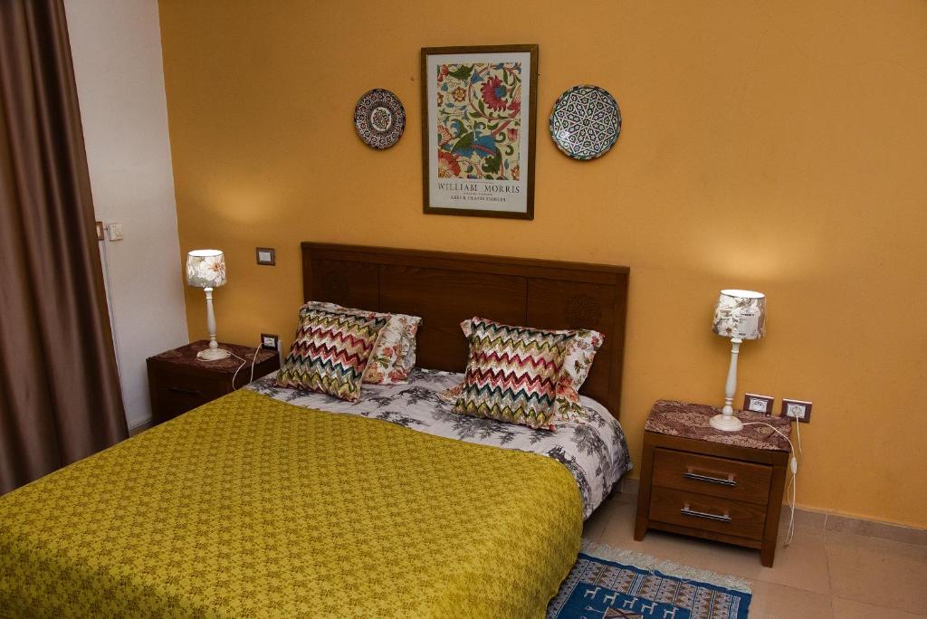 Postel nebo postele na pokoji v ubytování DESiGN UNQUE appartement