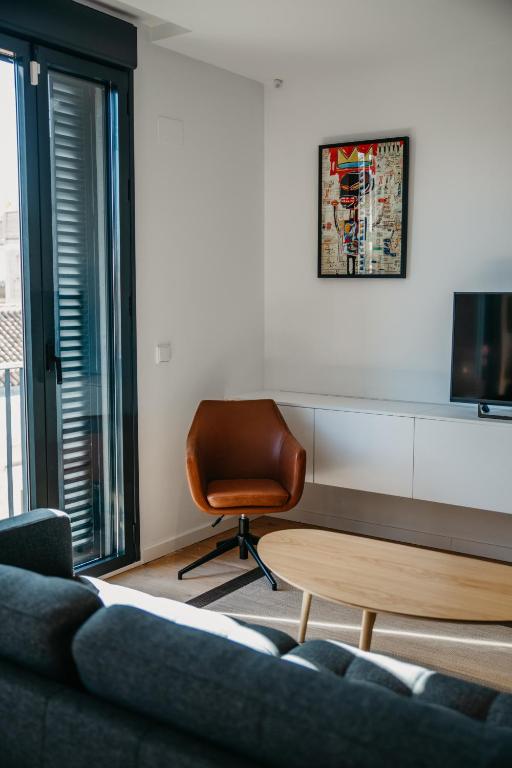 Posezení v ubytování tuGuest Obispo Apartment