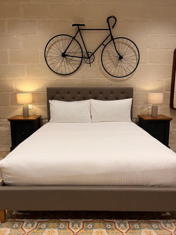 Typical Maltese Maisonette in St.Julians - 14