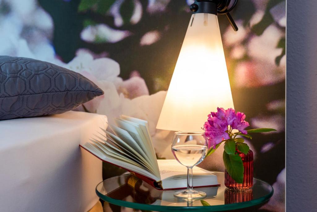 9+ Flower Floor Lamp