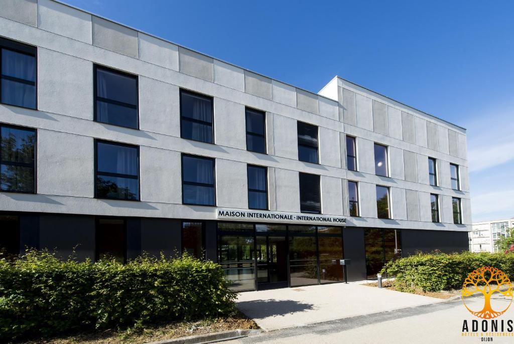 Adonis Dijon Maison Internationale - Resim 9