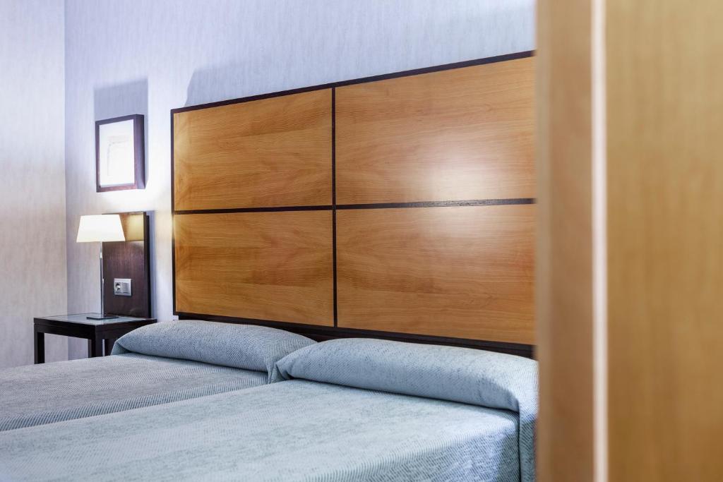 Hotel Macià Real De La Alhambra - Double Room With Extra Bed (3 Adults)