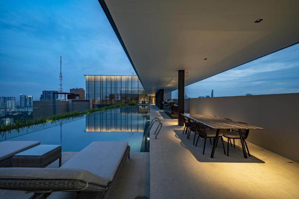 Son&Henry The MarQ Luxury - 7