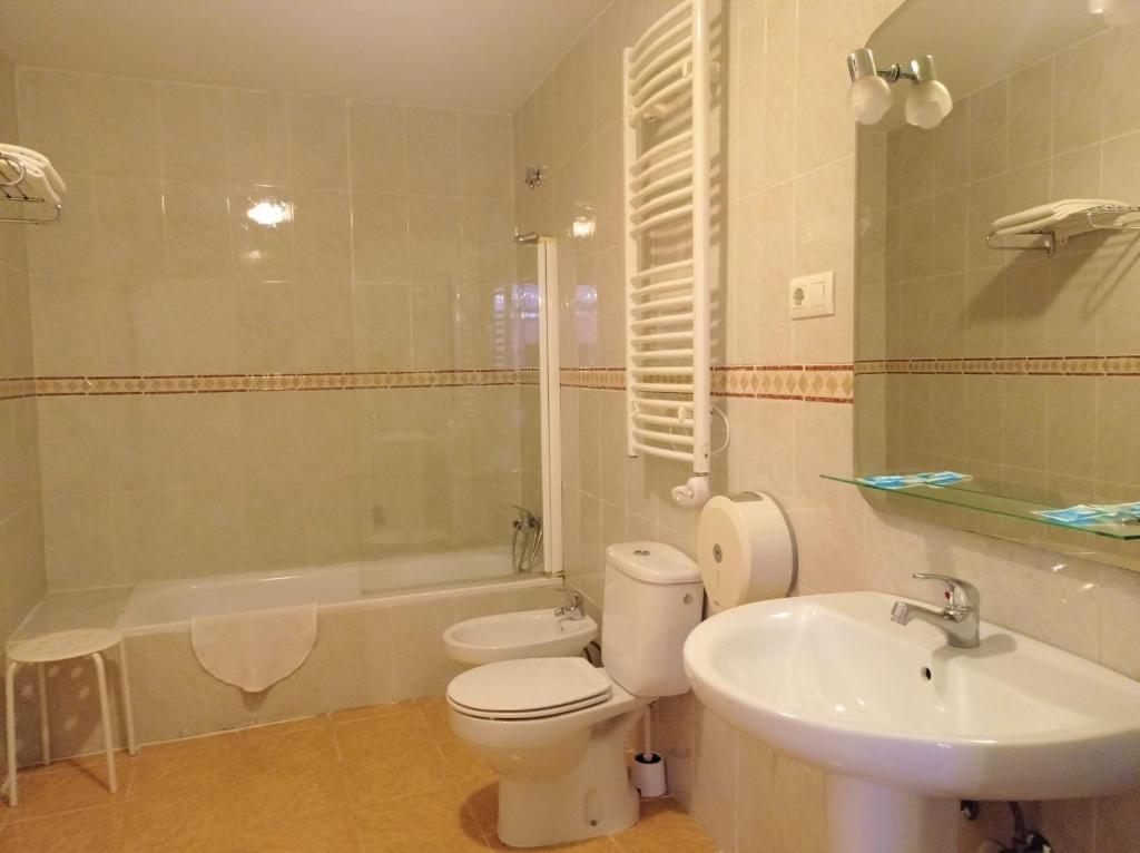 Hospedaje Don Pelayo, Gijón – Precios actualizados 2023