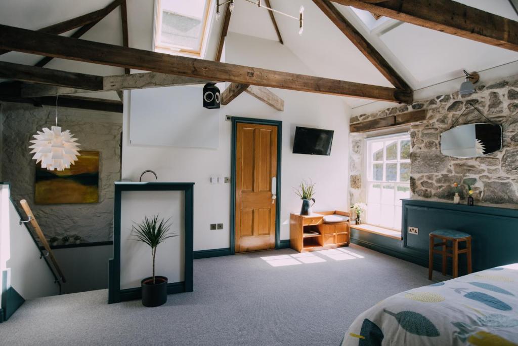 The Old Workshop photo