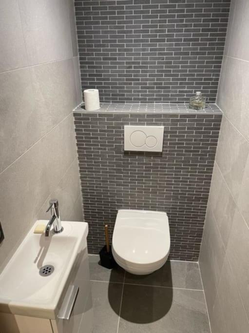 Zdjęcie z galerii obiektu RARE Le refuge des aiguilles Duplex 130m2 10 pers classé 4 étoiles St Sorlin d'Arves La Toussuire w mieście Saint-Sorlin-dʼArves