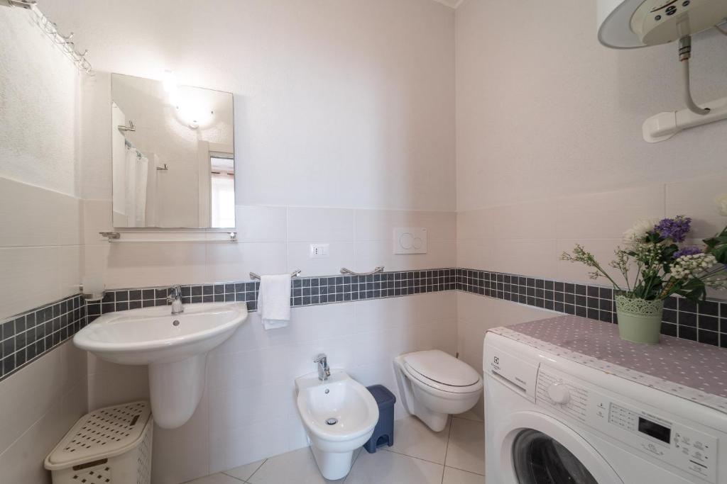 A bathroom at MIROS APARTMENT