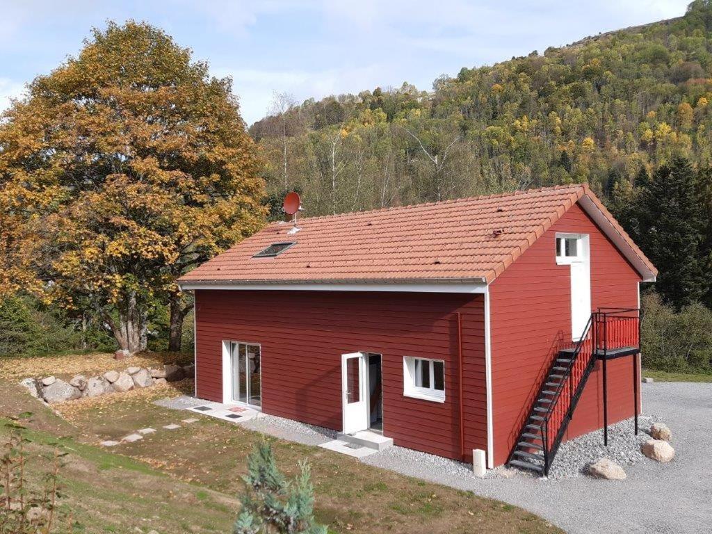 Budova, v ktorej sa dovolenkový dom nachádza