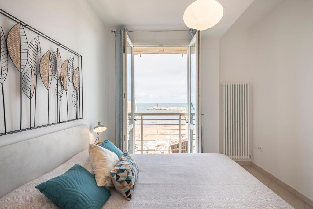 Ένα ή περισσότερα κρεβάτια σε δωμάτιο στο Sea view apartment