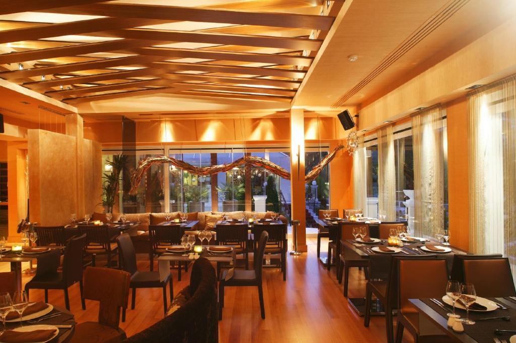 Theoxenia Palace - Resim 42