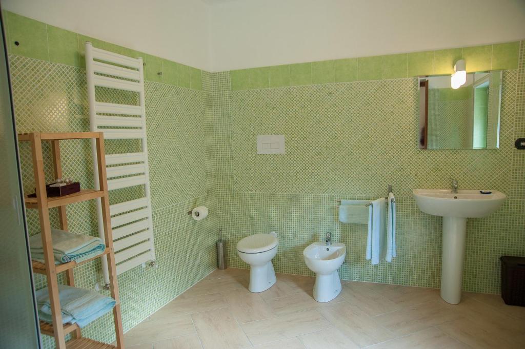 Koupelna v ubytování B&B La Cannalia