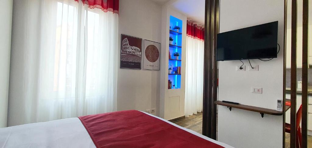 A television and/or entertainment centre at Vatican Apartment St. Peter
