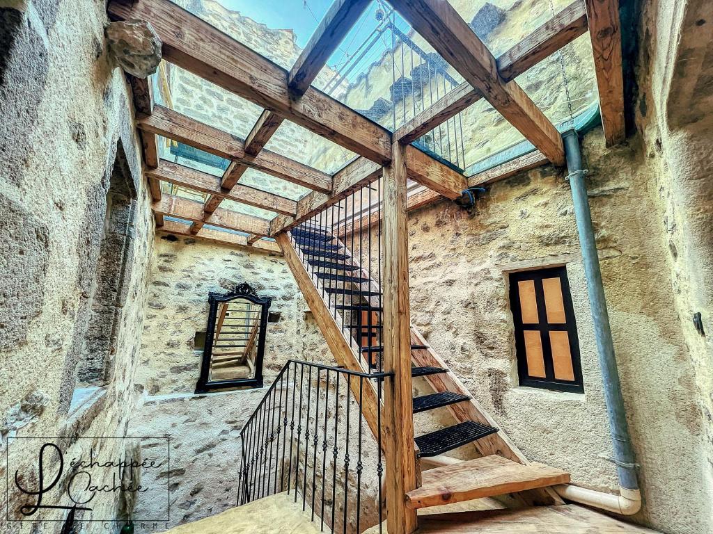 Fotografia z galérie ubytovania L’ Échappée Cachée - Gîte de Charme v destinácii Saint-Étienne-de-Fontbellon