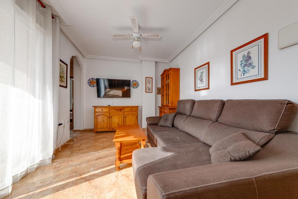 Apartment Ramon Gallud 204