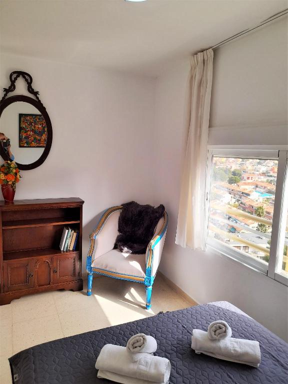 Posedenie v ubytovaní Agustina apartment in Rincon de Loix -free parking, Wi-Fi, pool, new air conditioning, sea view