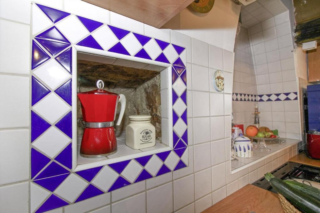 Kuchnia lub aneks kuchenny w obiekcie Marija-Lorena in Gora Glušići - Haus für 4 Personen