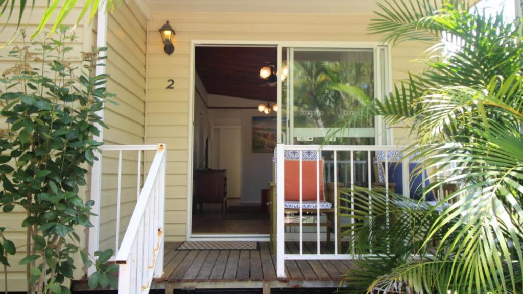 Holiday homes & houses for rent in Island