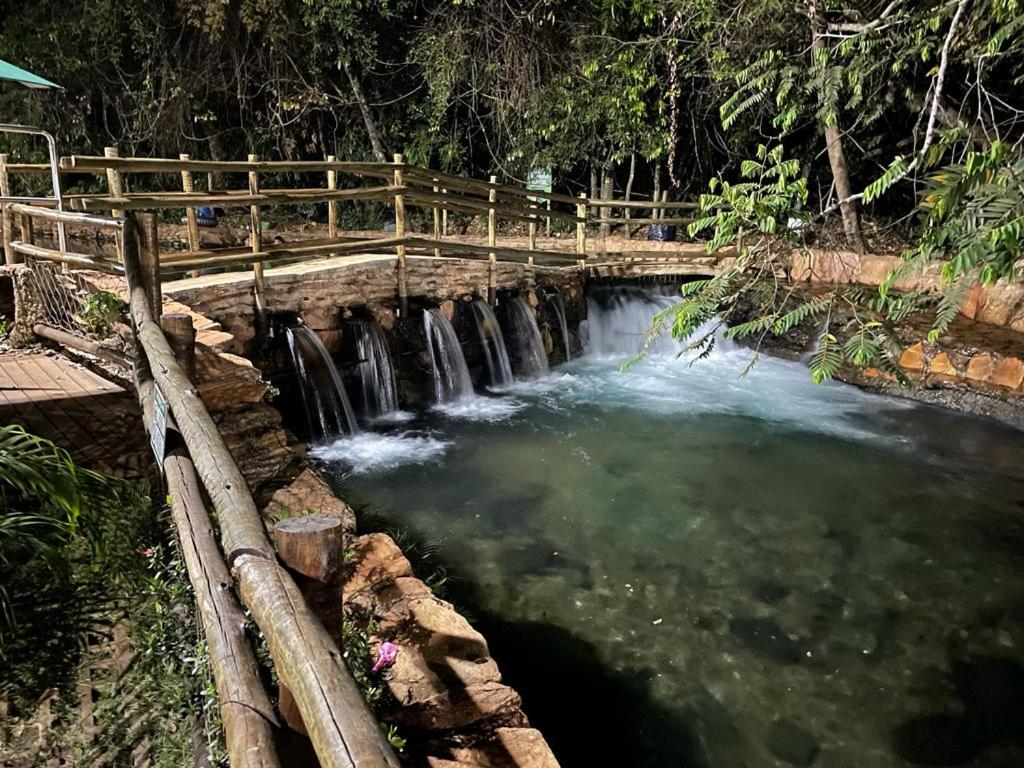 Apartamento Locação Flats Rio Quente (Brasil Rio Quente)