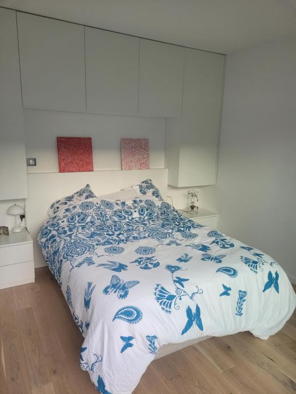 Posteľ alebo postele v izbe v ubytovaní Au Nom du Zen 3 pièces avec terrasse cœur Deauville